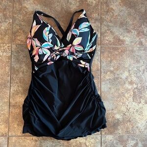 Profile by Gottex plus swim dress swimsuit flattering slimming 20W runs small